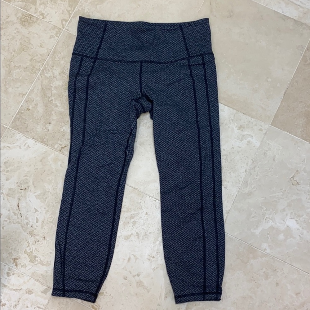 Grey Athleta Cropped Leggings